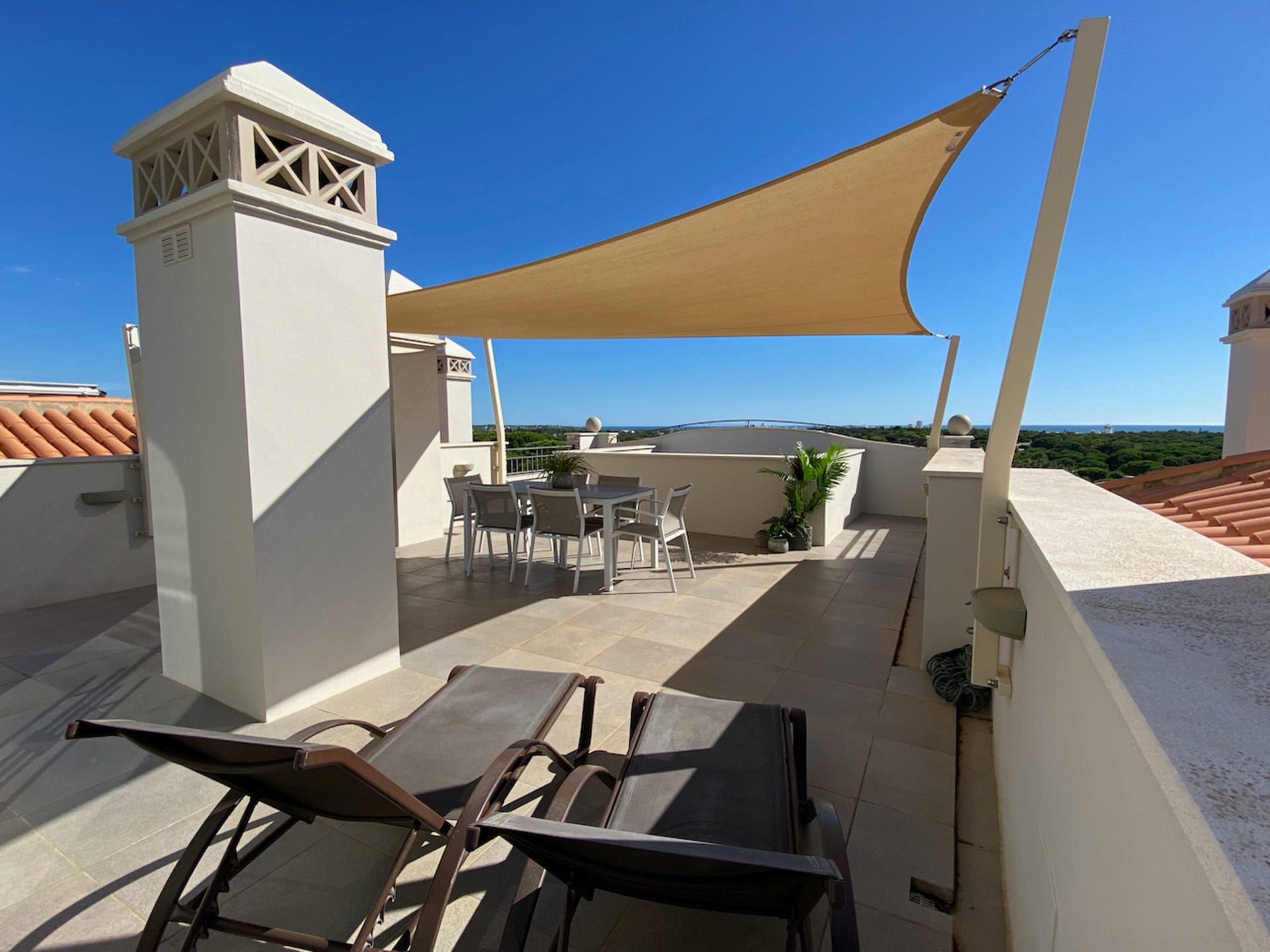 Pine Hills Apartments & Pent Houses For Sale