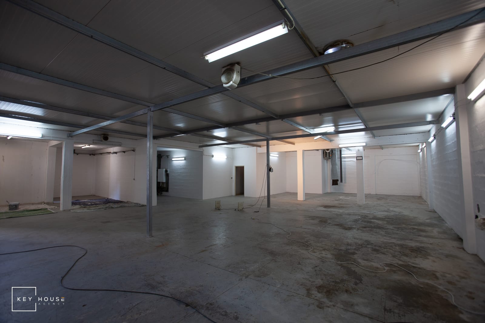 warehouse_-05