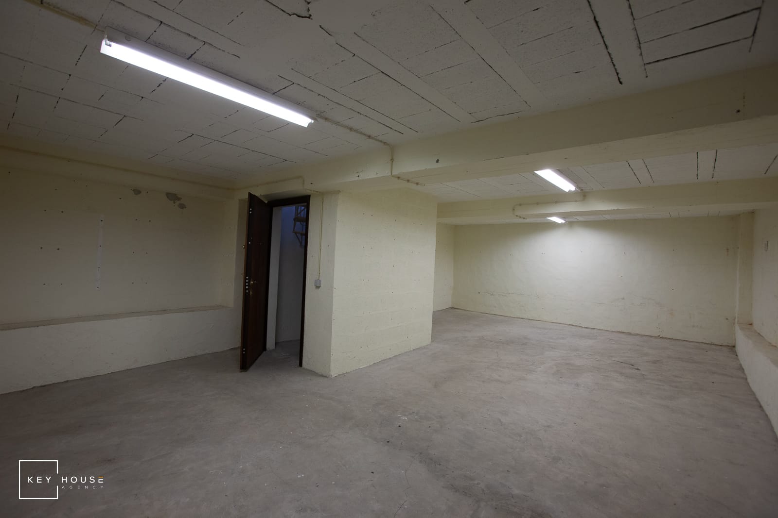 warehouse_-13